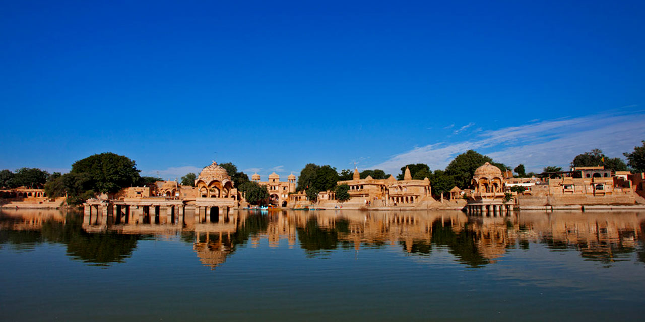 Gadsisar Sagar Lake Jaisalmer